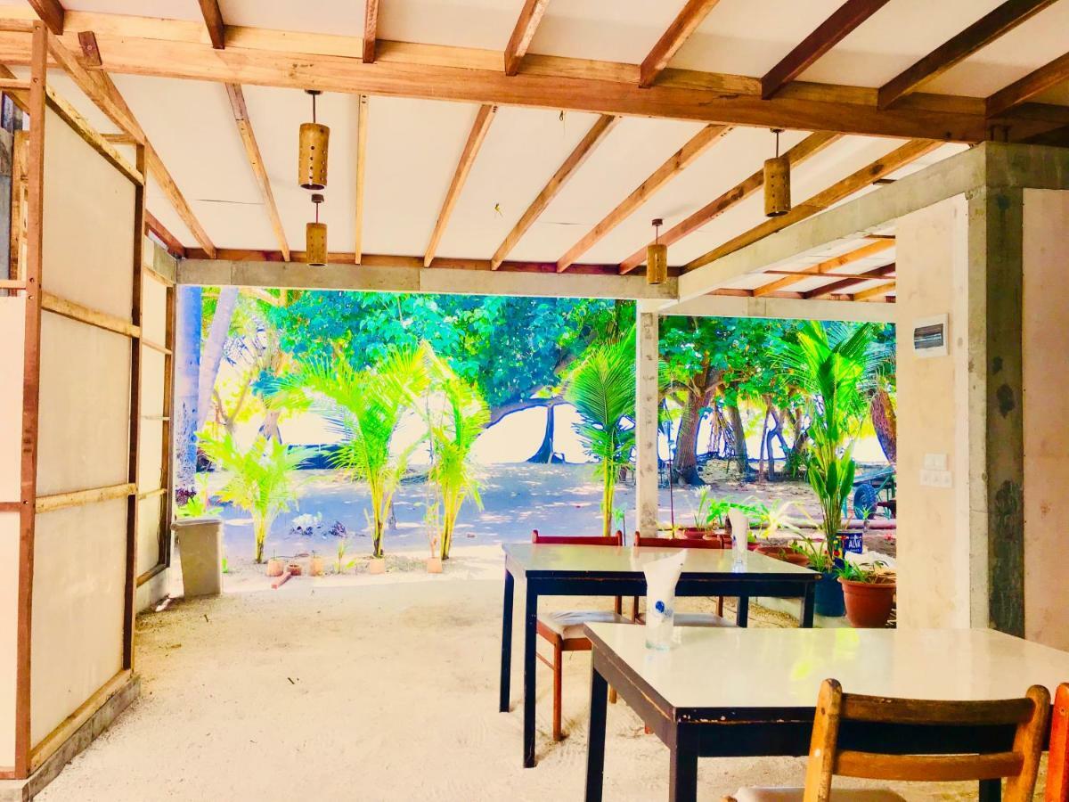 Sancia Lodge Фулидхоо Экстерьер фото